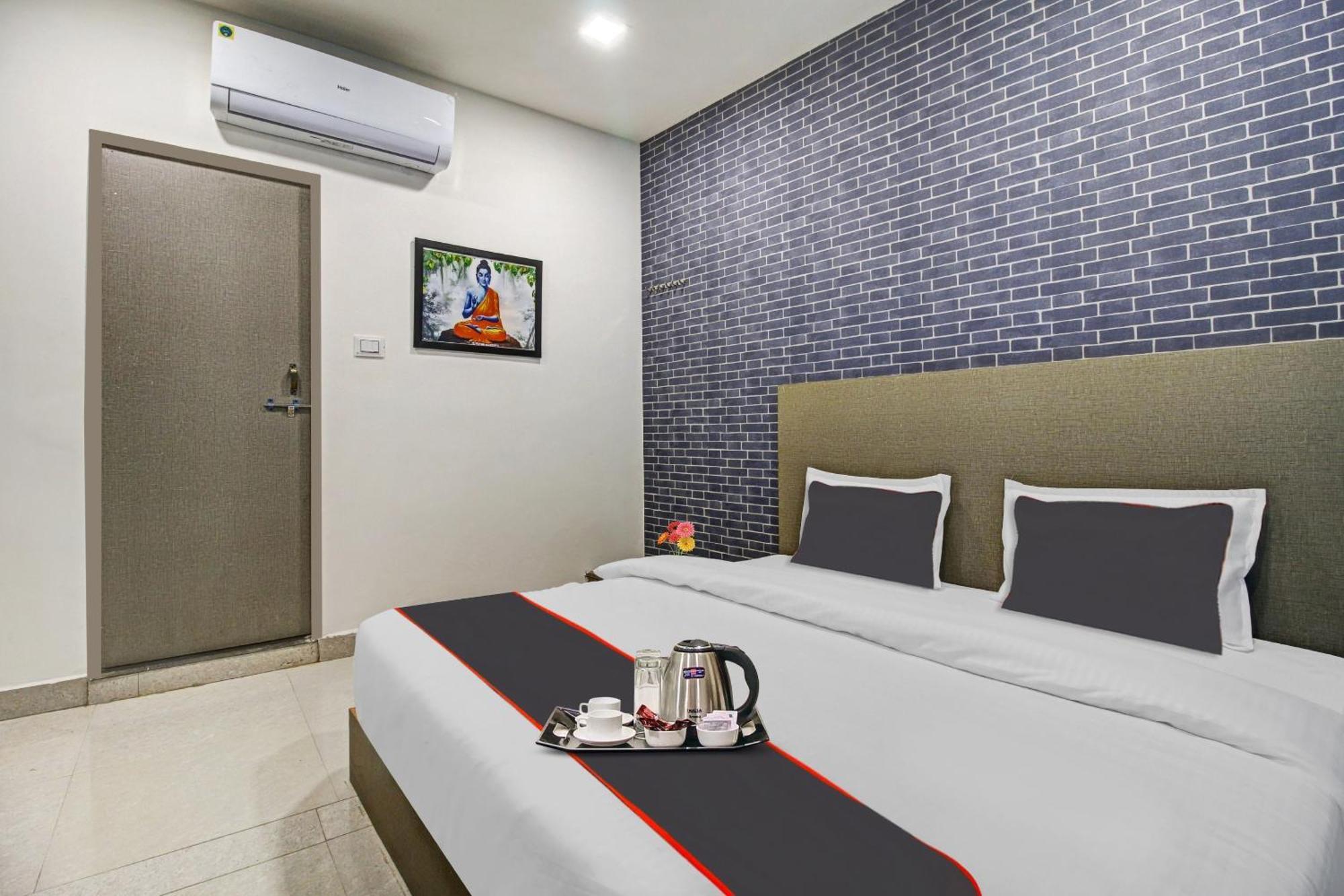 Super Collection O The Wishtler Bhopal Exterior foto