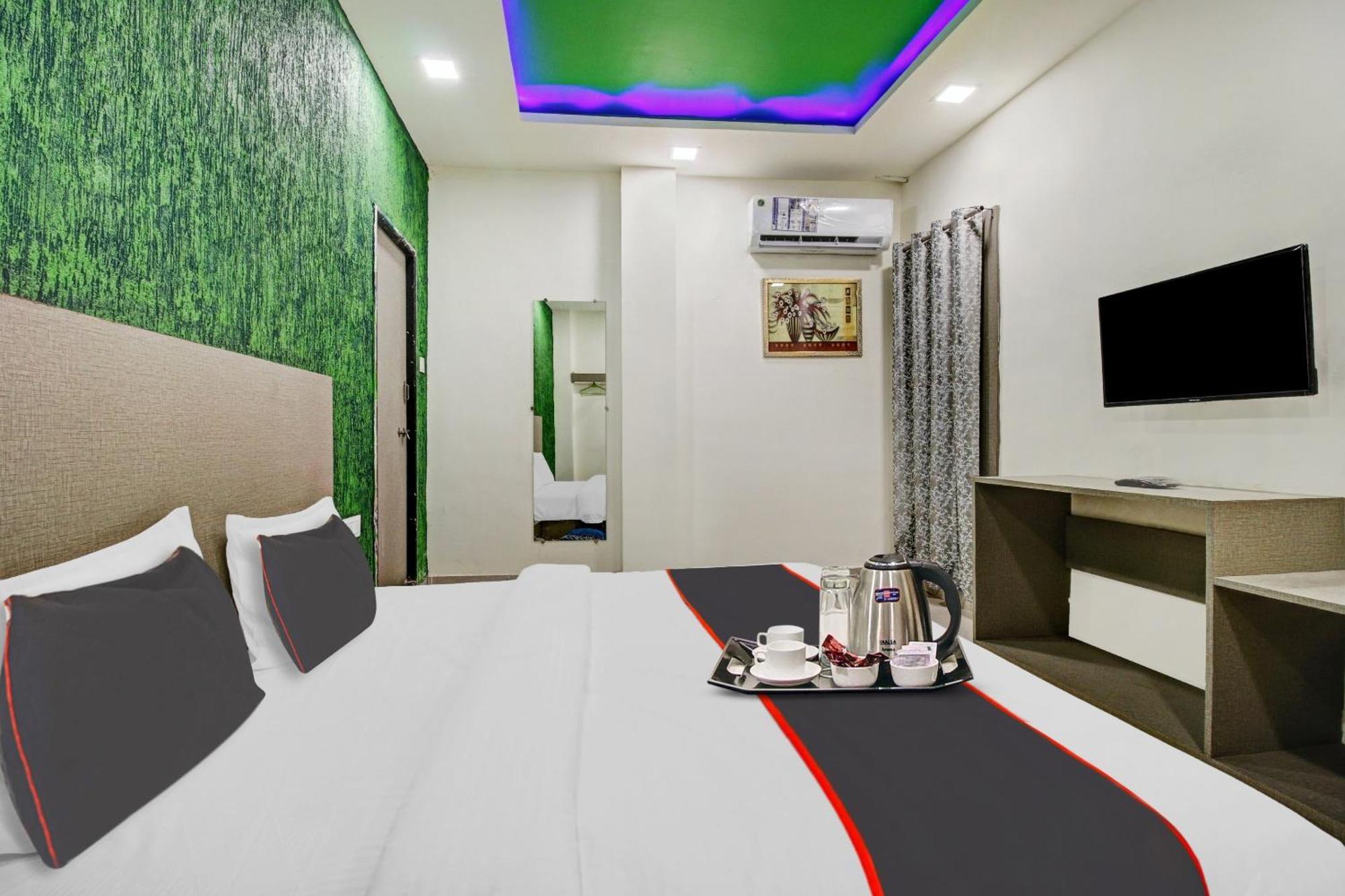 Super Collection O The Wishtler Bhopal Exterior foto