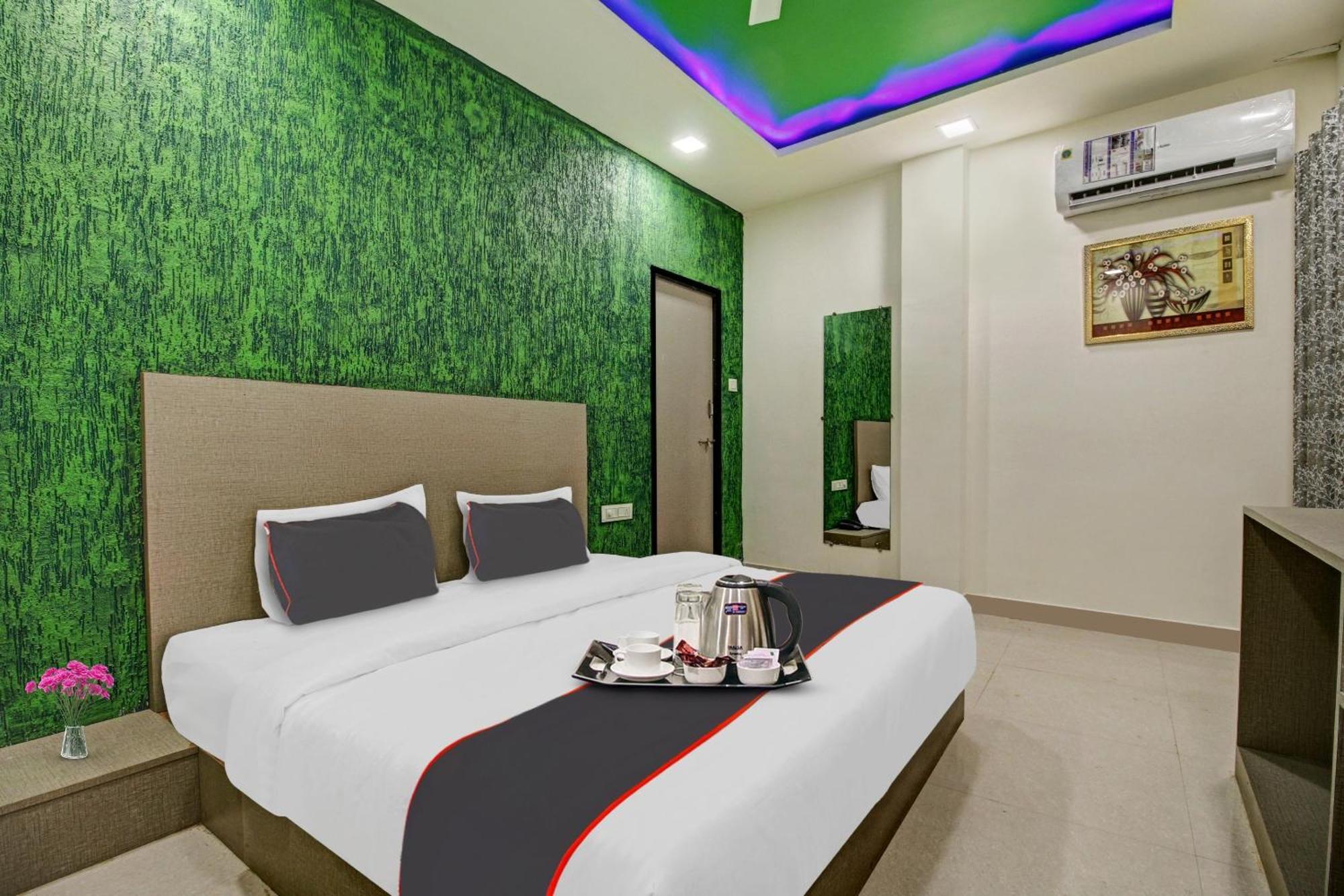 Super Collection O The Wishtler Bhopal Exterior foto